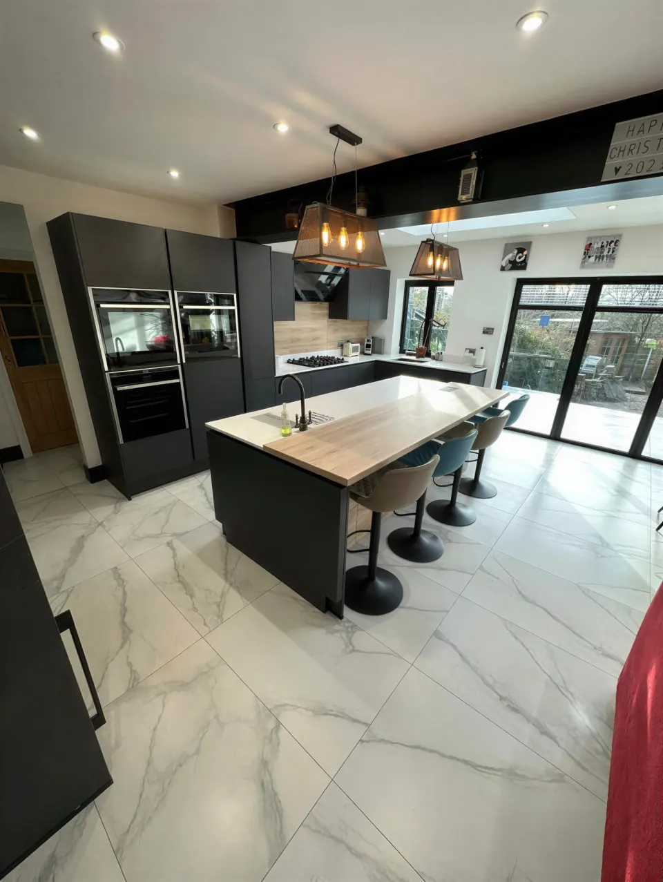 Kitchen, family and dining room in a rear extension